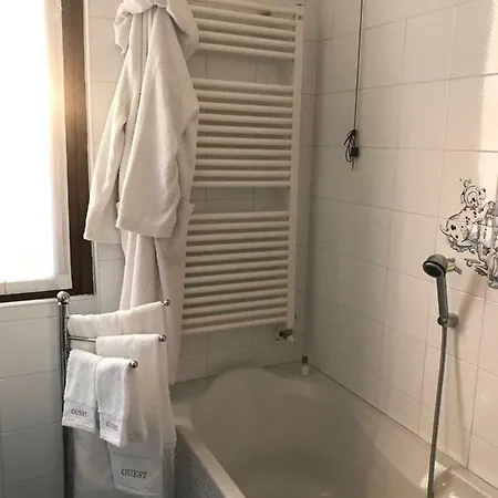 Maison D' Hotes Cologne